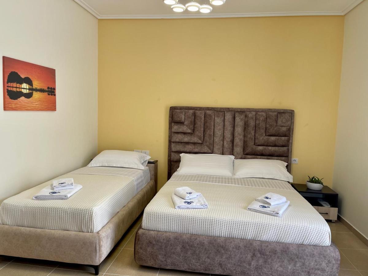 Monte Mare Hotel Vlore Bagian luar foto