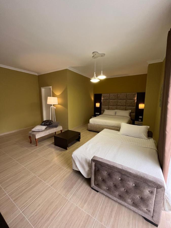 Monte Mare Hotel Vlore Bagian luar foto