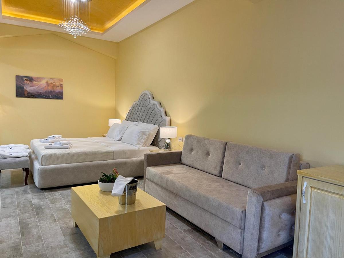 Monte Mare Hotel Vlore Bagian luar foto