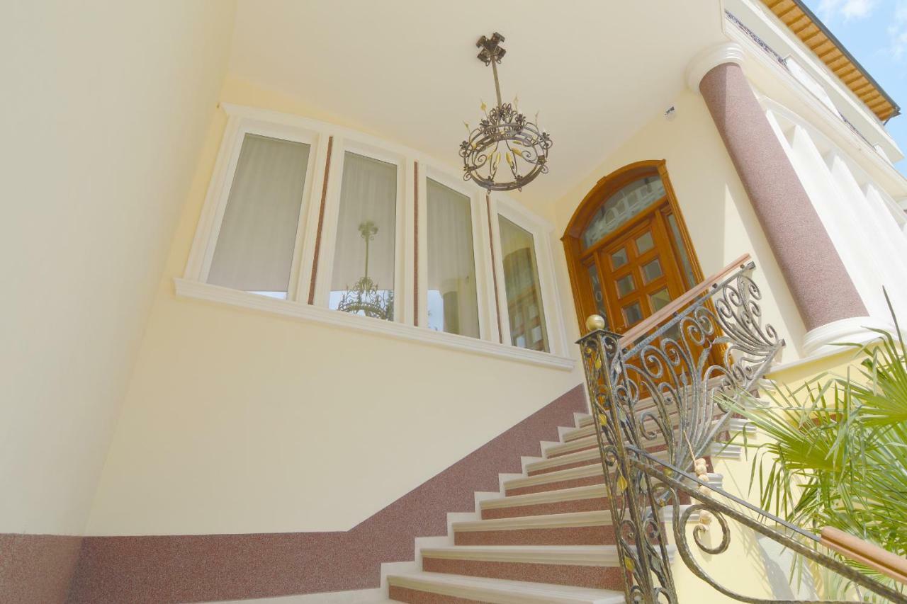 Monte Mare Hotel Vlore Bagian luar foto